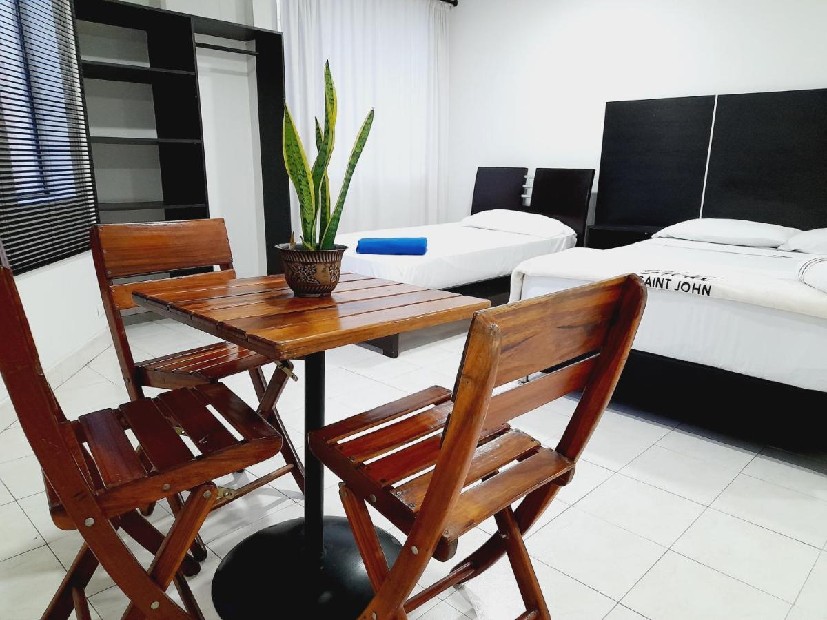 מדיין Hotel Saint John מראה חיצוני תמונה