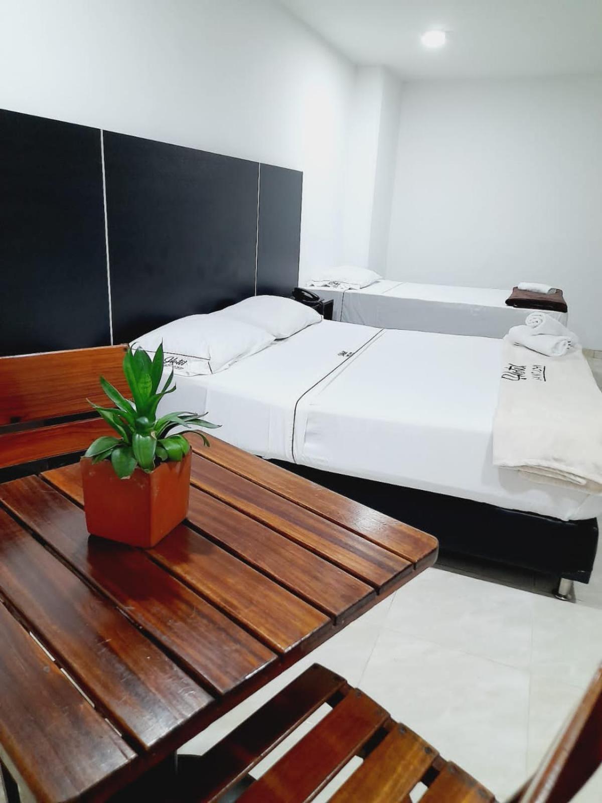 מדיין Hotel Saint John מראה חיצוני תמונה