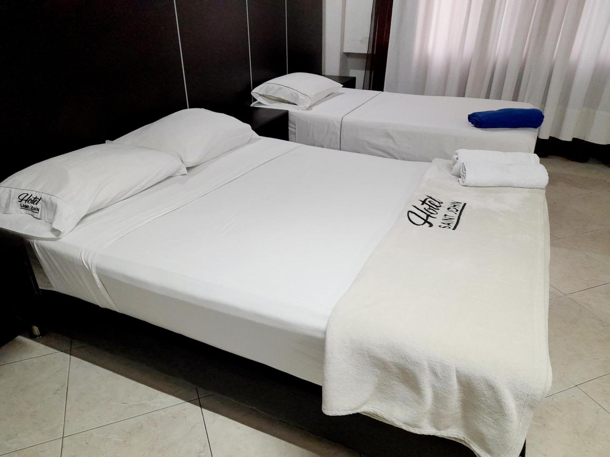 מדיין Hotel Saint John מראה חיצוני תמונה