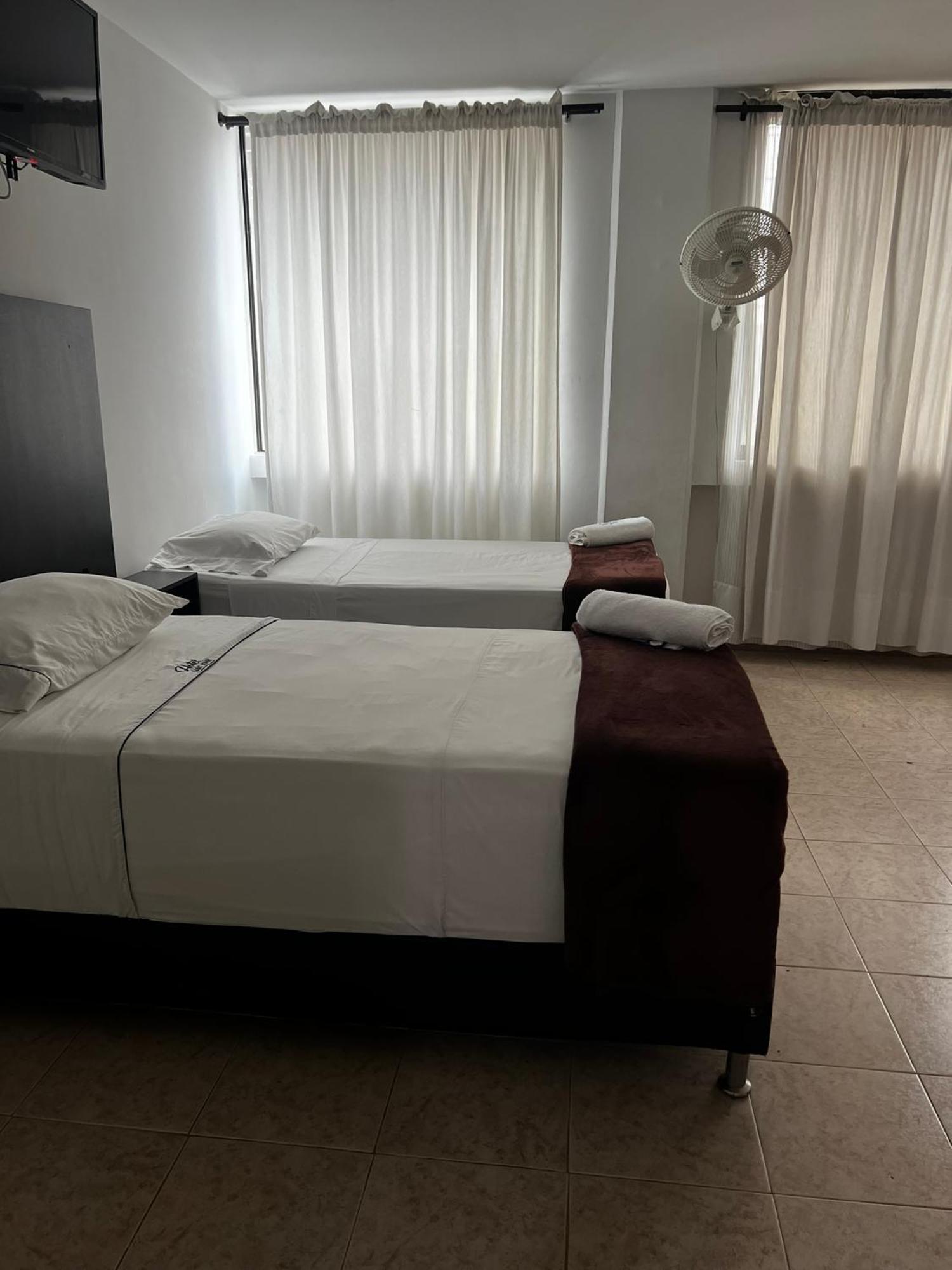 מדיין Hotel Saint John מראה חיצוני תמונה