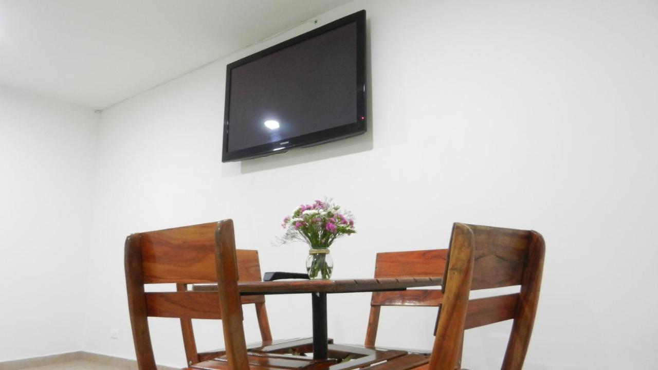 מדיין Hotel Saint John מראה חיצוני תמונה